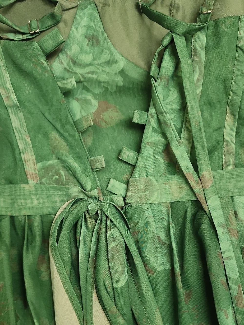 Amazon Emerald Green Bridesmaid Dress - Picture 4 of 5